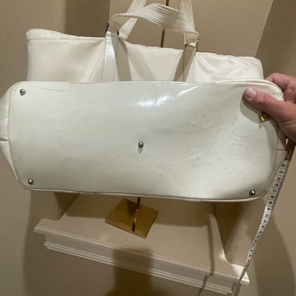 Vintage White Gucci Nylon Tote with Cloth Handles by Tom Ford - Picture 11 of 14